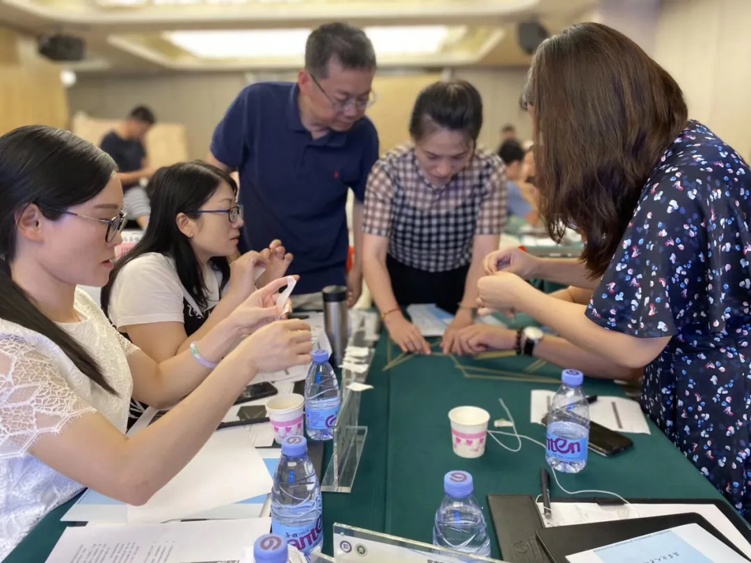 晉江vs莆田，同樣的鞋如何走出不同路？