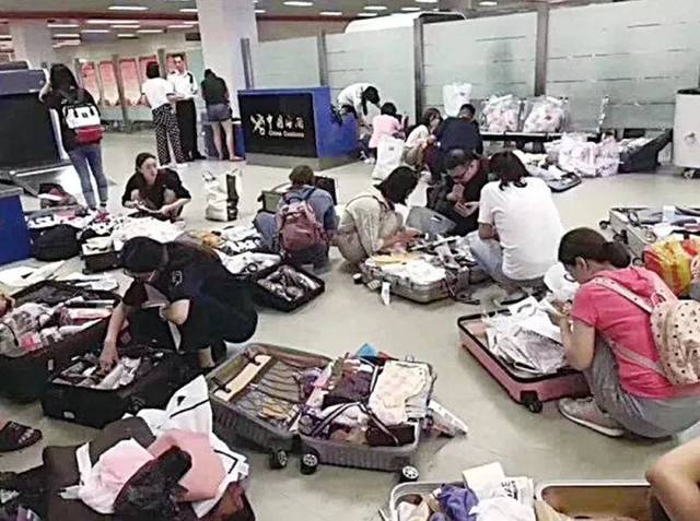 微商便宜的高檔化妝品和奢侈品哪來的？低價貨源之代購