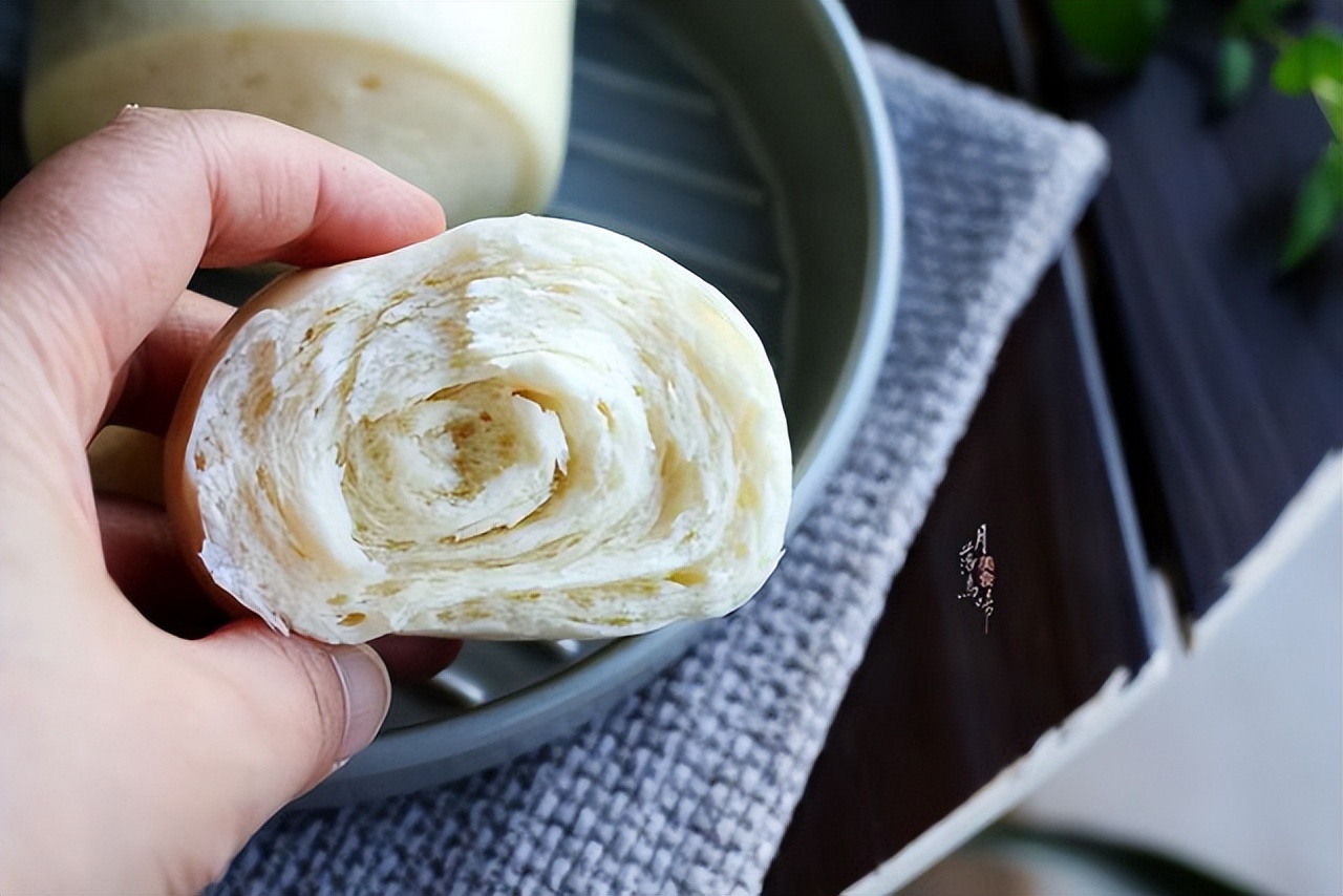 饅頭怎么做才好吃？跟我做，一圈圈撕著吃，比面包還香