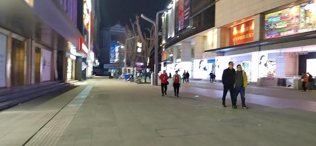 女人街再見了結(jié)局（女人街服裝批發(fā)市場）