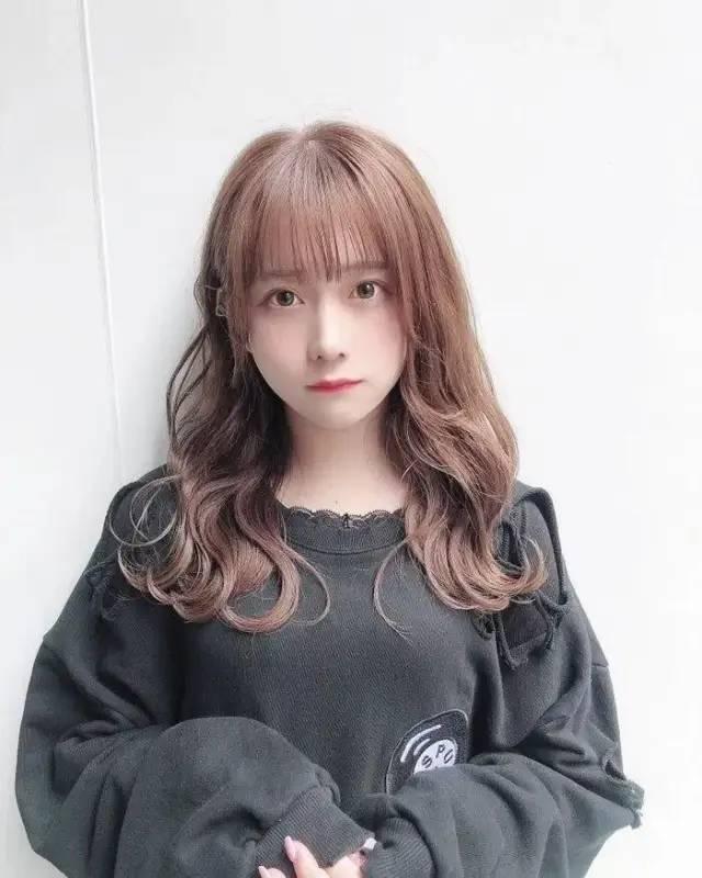 男生經常穿女裝有什么后果（男生穿女裝的后果）