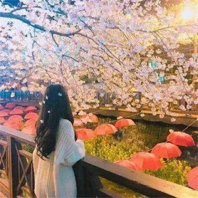 喜歡白色的女人的性格特點句子（喜歡白色的女人的性格特點有什么樣的感情經歷）