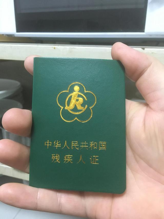 普通正三輪載客摩托車(chē)，正三輪載客摩托車(chē)？