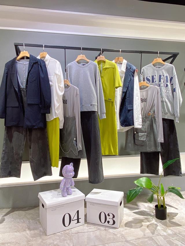 一線品牌撤柜女裝進貨渠道（女裝品牌撤柜衣服哪里進貨）