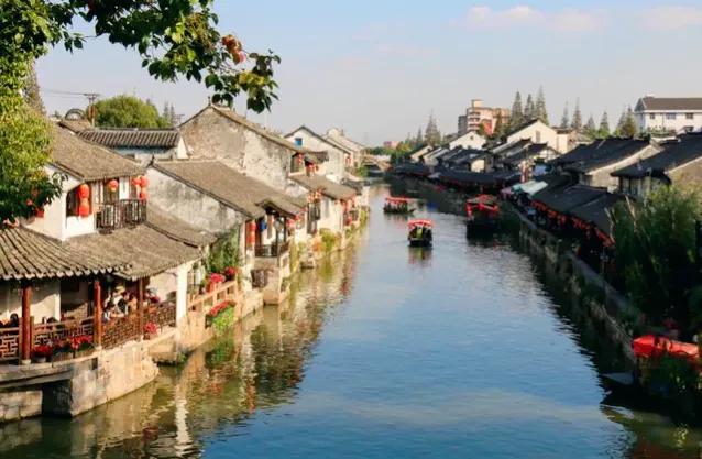 擺地?cái)偟呢浽磸哪睦锱l(fā)襪子？擺地?cái)偟呢浽磸哪睦锱l(fā)襪子呢？