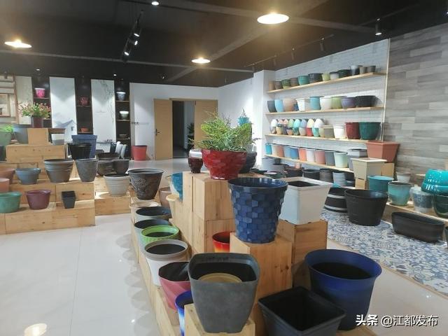塑料花盆廠家批發(fā)市場，塑料花盆廠家批發(fā)？