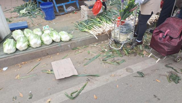 熟豬頭肉批發(fā)5元一斤多少錢(qián)啊，熟食店豬頭肉多少錢(qián)一斤