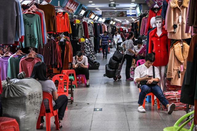 新手開店怎么找貨源，銷售新手怎么找客源