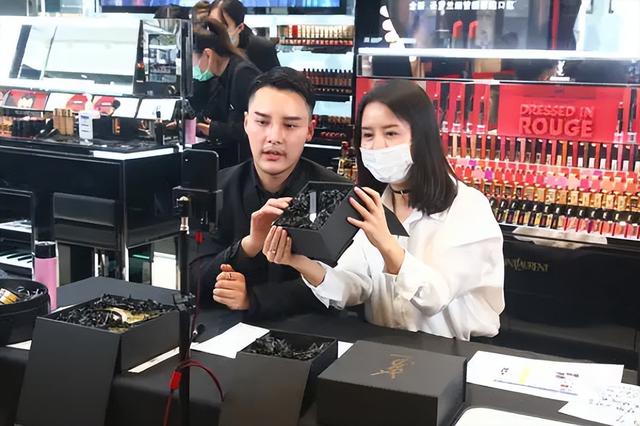 新手直播帶貨怎么找貨源怎么一件代發(fā)，想直播帶貨怎么找貨源？