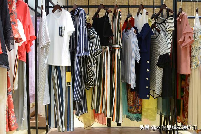 女裝批發(fā)廠家直銷微信，女裝批發(fā)廠家直銷貨源微信？