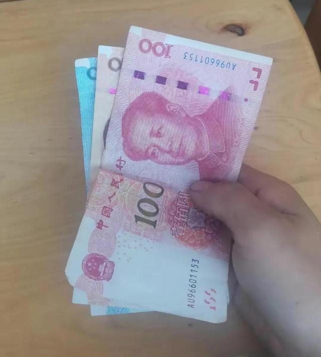 兩元店貨源從哪里進貨，2元店的東西從哪里批發(fā)的？