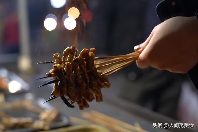 一元一串的串串地攤做法在哪里學(xué)，一元一串的串串地攤做法在哪里學(xué)的？