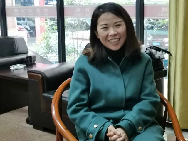 我想做免費(fèi)代理化妝品怎么做，我想做免費(fèi)代理化妝品怎么做呢？