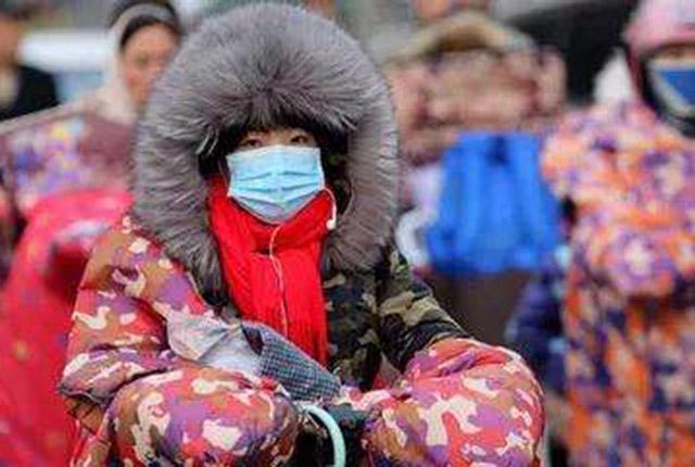 羽絨服批發(fā)哪里最便宜質(zhì)量好又好看，羽絨服哪里的好又便宜？