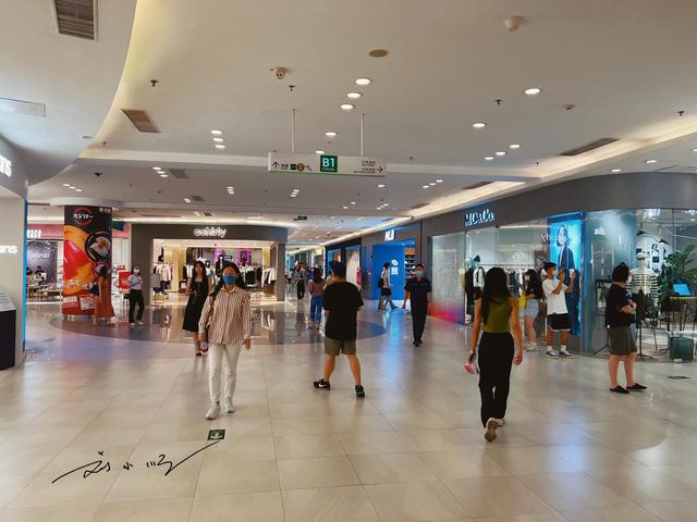 廣州沙河服裝批發(fā)市場(chǎng)，廣州沙河服裝批發(fā)市場(chǎng)在哪個(gè)區(qū)？