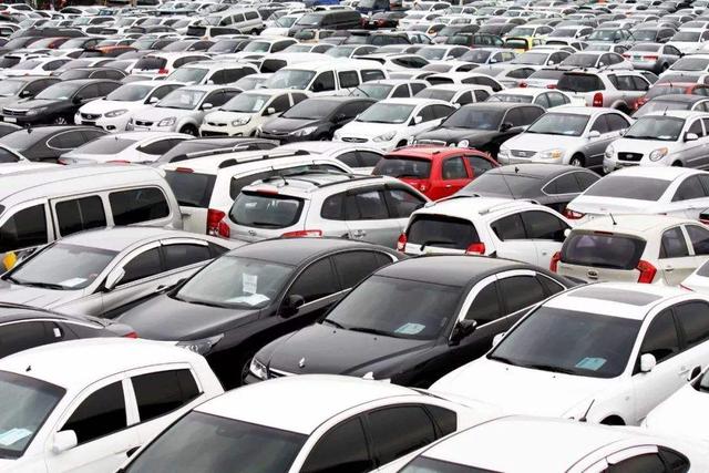 新庫存車在什么地方購買，買新車買到庫存車？