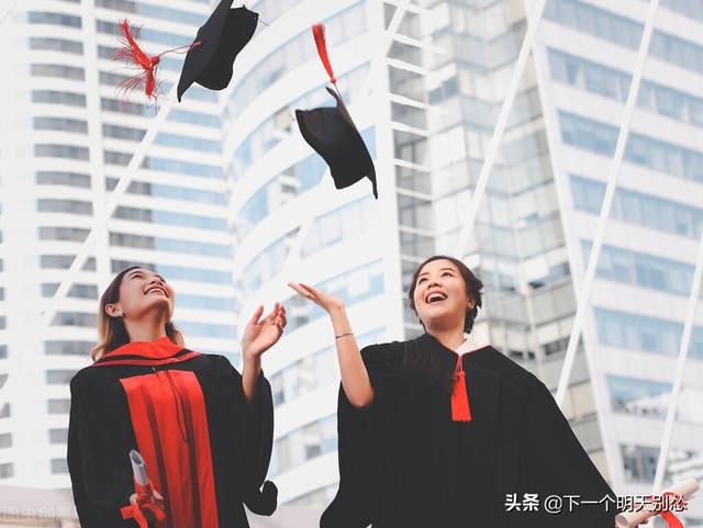 發(fā)抖音作品的文案，適合發(fā)庫存的文案學(xué)生？