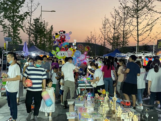 擺壽司攤需要多少成本，地?cái)倝鬯疽惶鞉甓嗌馘X正常？