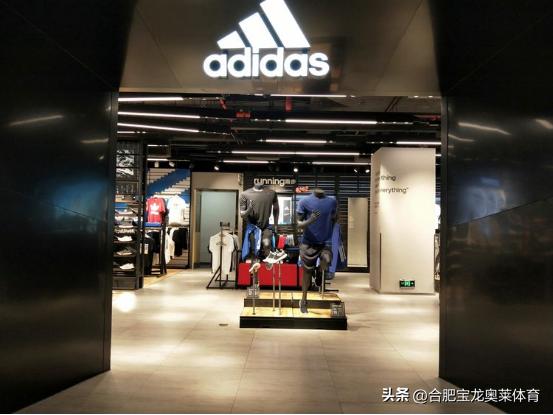 微商賣鞋子貨源怎么找，微商賣鞋子一手貨源？