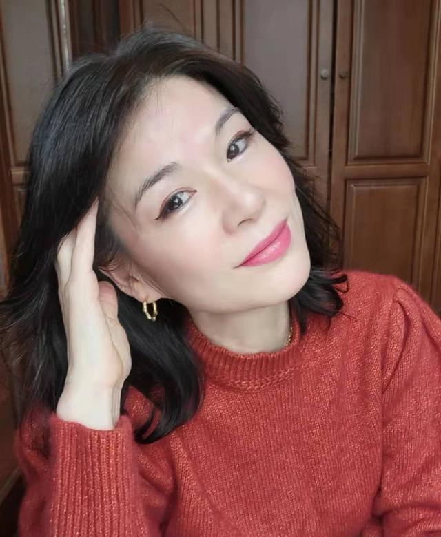 化妝品阿里巴巴貨源在哪里看，化妝品阿里巴巴貨源在哪里找到？