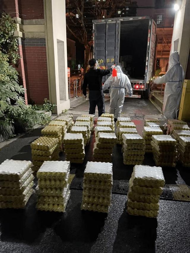 上海服裝淘寶貨源地址，上海服裝淘寶貨源地址電話？