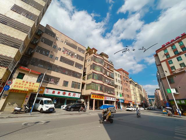 廣州淘寶有數(shù)據(jù)包貨源批發(fā)市場嗎在哪里，廣州淘寶供貨市場？
