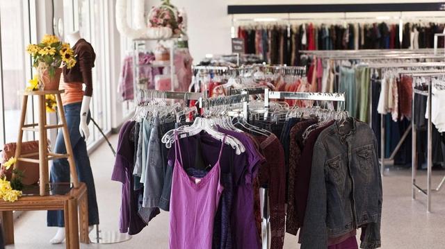 實(shí)體店一件衣服500元，電商僅幾十元，為什么？丨歐界