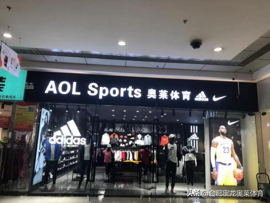 正品阿迪耐克微商貨源，耐克阿迪高仿服裝微商貨源怎么找？