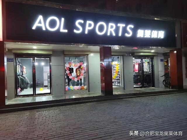 精仿阿迪耐克服裝一手貨源，高仿耐克阿迪進(jìn)貨渠道？