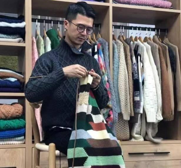 微商賣衣服的貨源網(wǎng)，微商賣衣服的貨源網(wǎng)址？