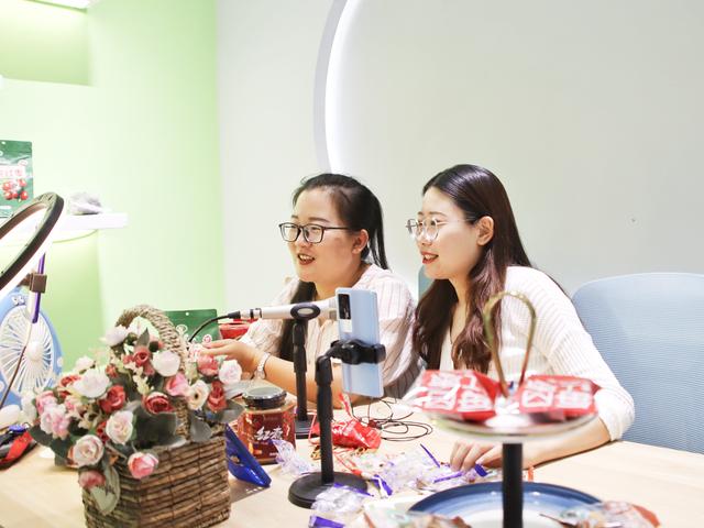淘寶若羌紅棗網(wǎng)店代理貨源是真的嗎，淘寶若羌紅棗網(wǎng)店代理貨源是真的嗎可信嗎？