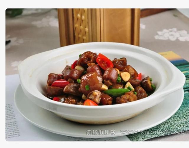 美食貨源批發(fā)網(wǎng)，美食貨源批發(fā)網(wǎng)站？