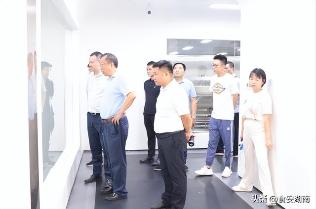 微商一手貨源加盟零食，微商一手貨源加盟零食可靠嗎？