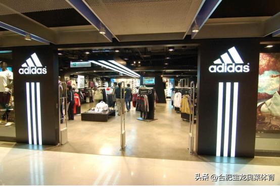 正品阿迪耐克微商貨源，耐克阿迪高仿服裝微商貨源怎么找？
