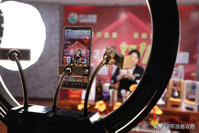 平?jīng)鰋em微商貨源網(wǎng)，平?jīng)鰋em微商貨源網(wǎng)站？