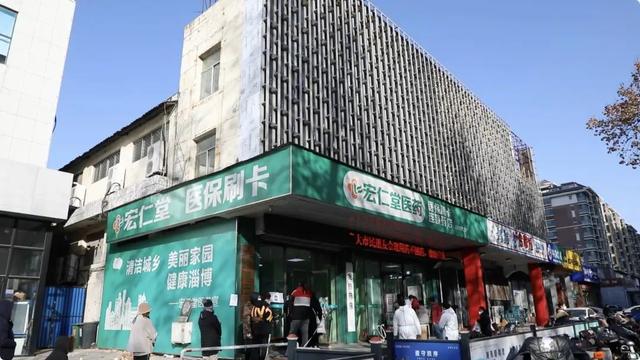 張店微商貨源地址電話，張店小商品批發(fā)市場(chǎng)？