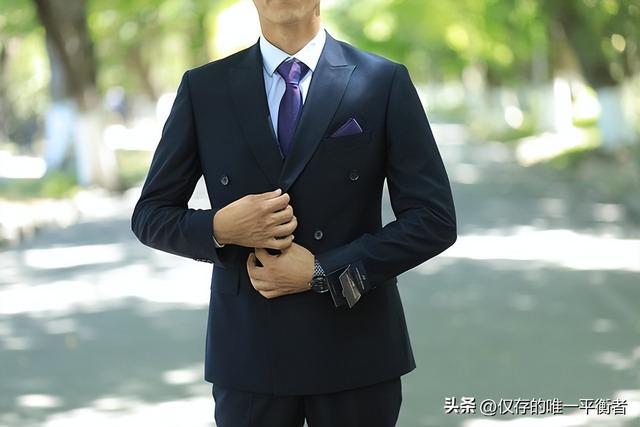 巴寶莉官網(wǎng)中國官方網(wǎng)男裝，巴寶莉官網(wǎng)中國官方網(wǎng)女包？