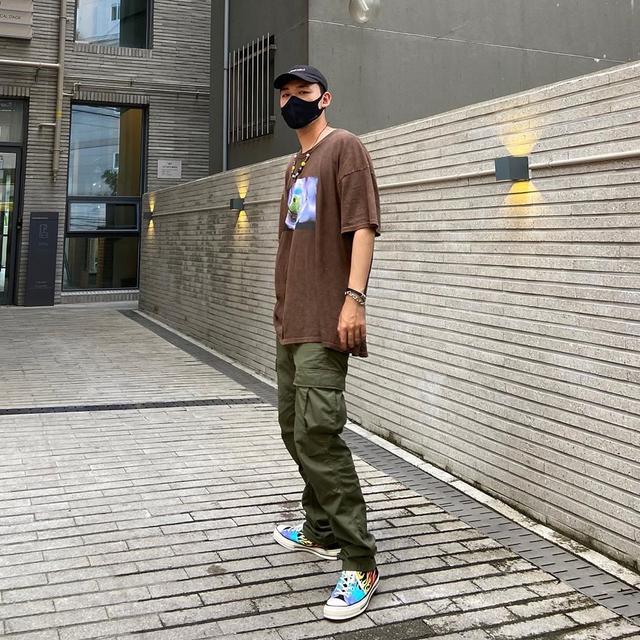 男生怎么穿搭帥氣時(shí)尚，男士搭配衣服的app？
