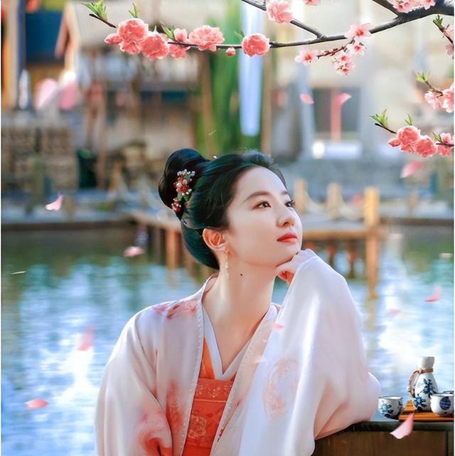 國(guó)產(chǎn)女裝品牌排行榜前十名，女裝品牌前十名排行榜有哪些品牌？