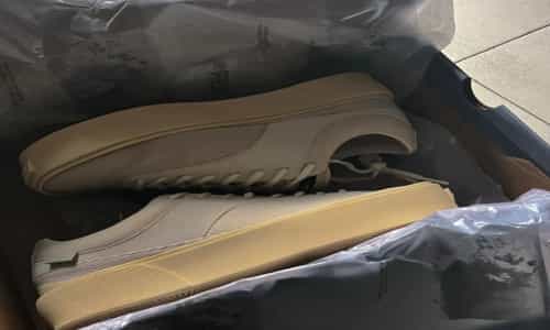 衣服貨源怎么找廠家拿，衣服貨源怎么找廠家拿擺攤的？