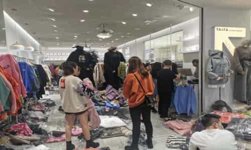 服飾批發(fā)，服飾批發(fā)進貨渠道？